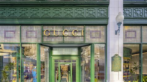 gucci store in ct